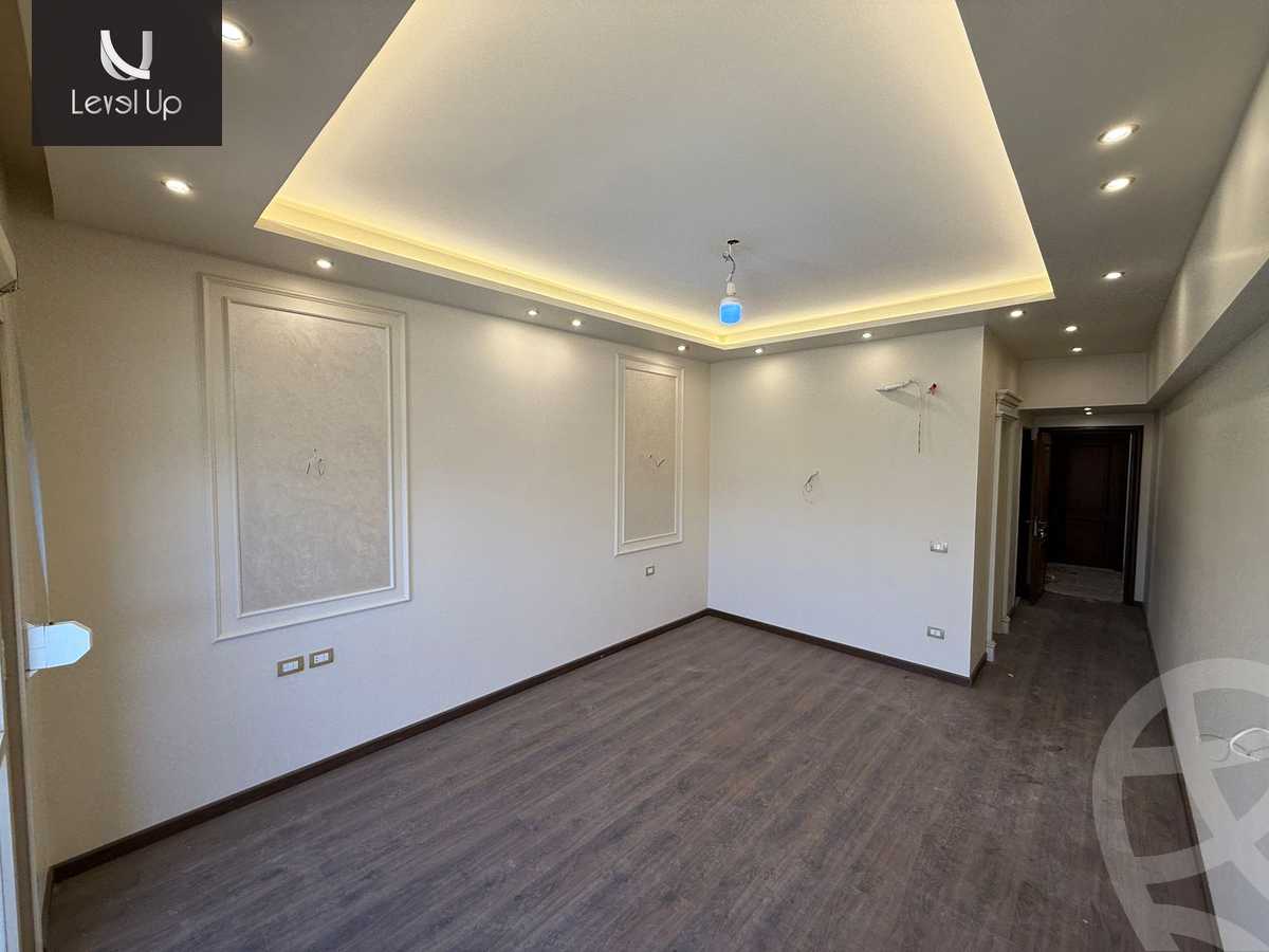 https://aqarmap.com.eg/en/listing/6017324-for-sale-cairo-new-cairo-compounds-el-patio-oro