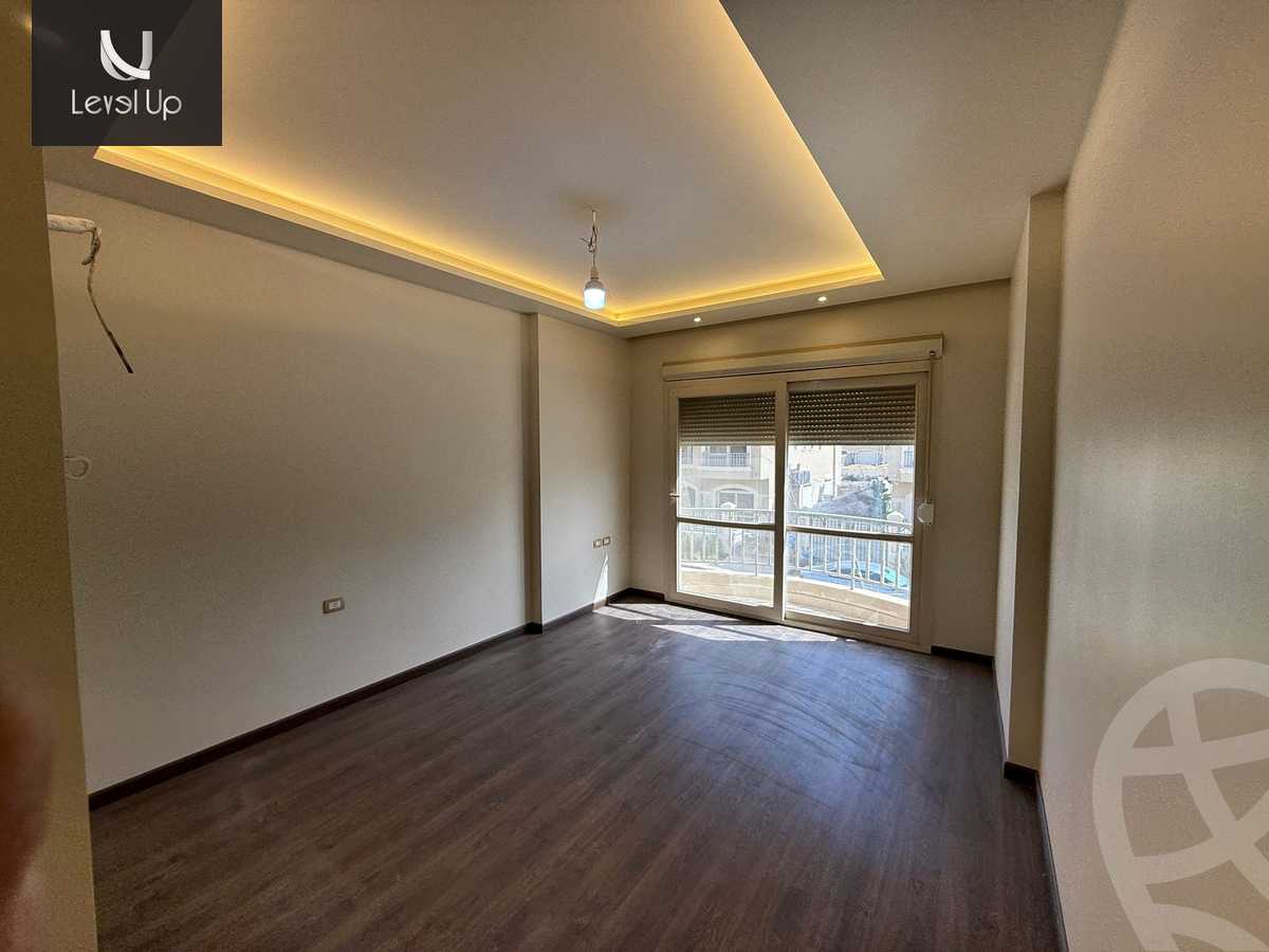 https://aqarmap.com.eg/en/listing/6017324-for-sale-cairo-new-cairo-compounds-el-patio-oro