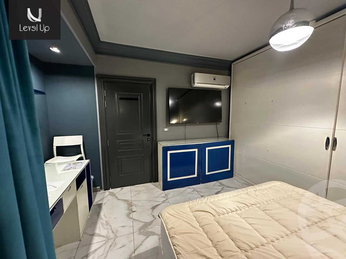 https://aqarmap.com.eg/en/listing/6017618-for-sale-cairo-new-cairo-compounds-mountain-view-hyde-park