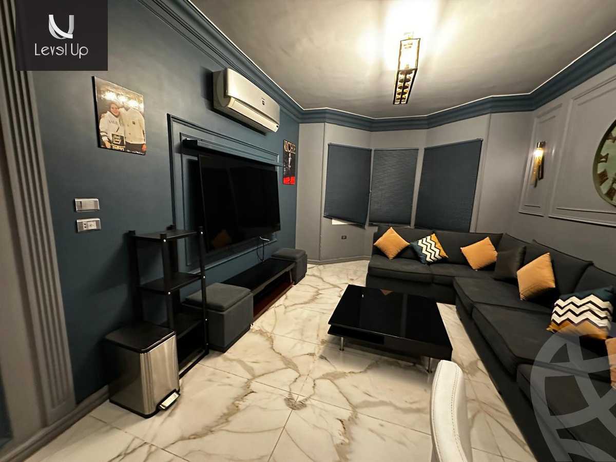 https://aqarmap.com.eg/en/listing/6017618-for-sale-cairo-new-cairo-compounds-mountain-view-hyde-park