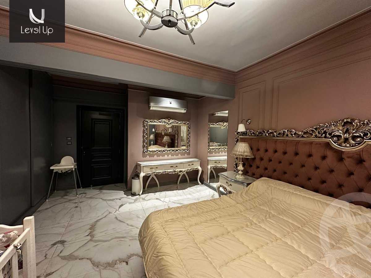 https://aqarmap.com.eg/en/listing/6017618-for-sale-cairo-new-cairo-compounds-mountain-view-hyde-park
