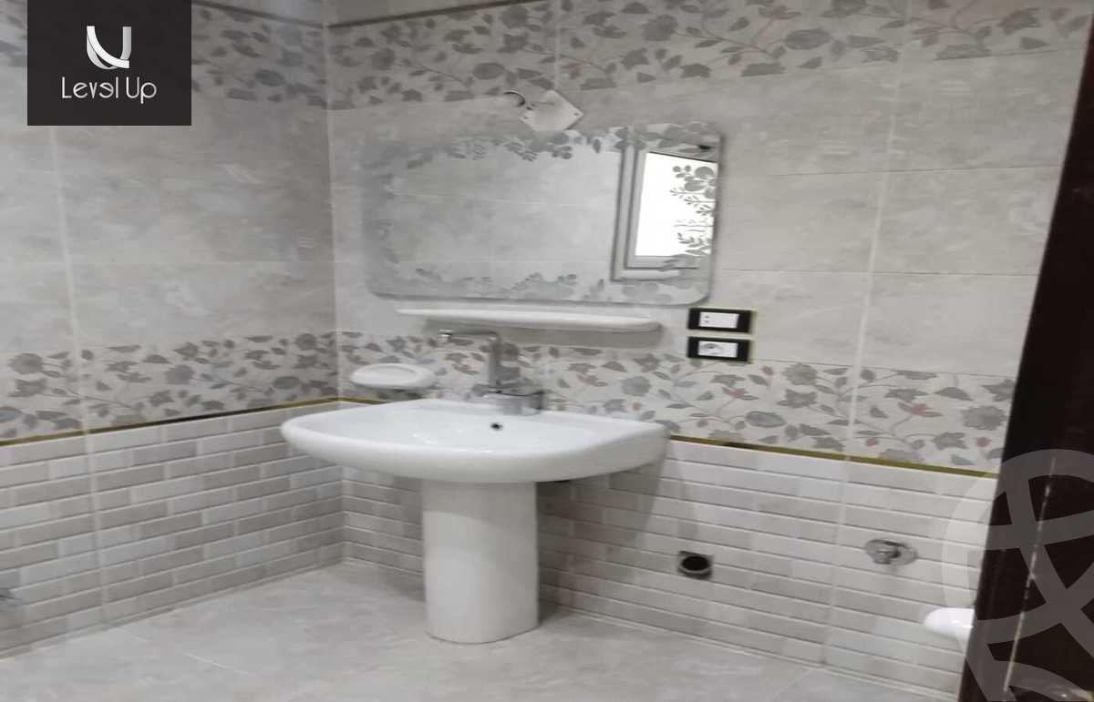 https://aqarmap.com.eg/en/listing/6042370-for-rent-cairo-new-cairo-compounds-moon-valley