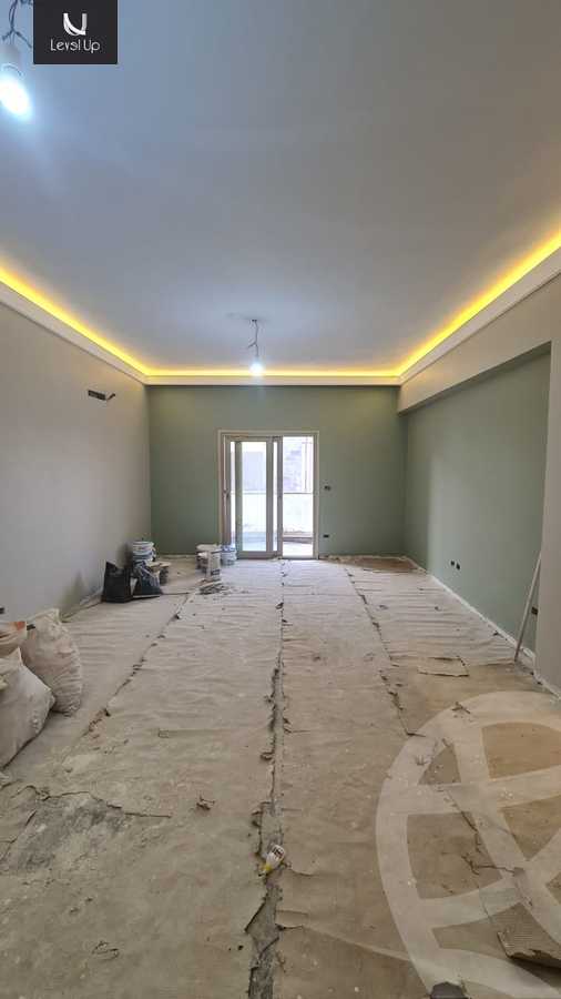 https://aqarmap.com.eg/en/listing/6046538-for-sale-cairo-new-cairo-compounds-moon-valley