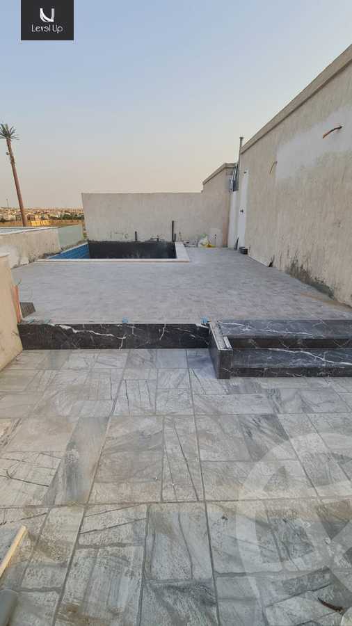 https://aqarmap.com.eg/en/listing/6046538-for-sale-cairo-new-cairo-compounds-moon-valley
