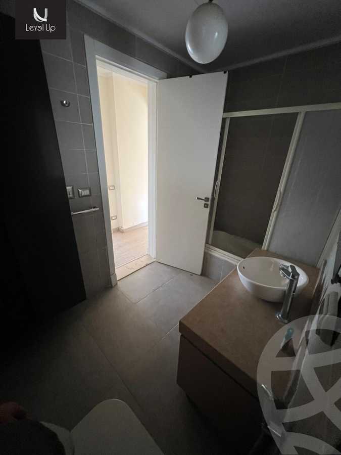 https://aqarmap.com.eg/en/listing/6046637-for-sale-cairo-new-cairo-compounds-kmbwnd-fyldj-jyt-blm-hylz
