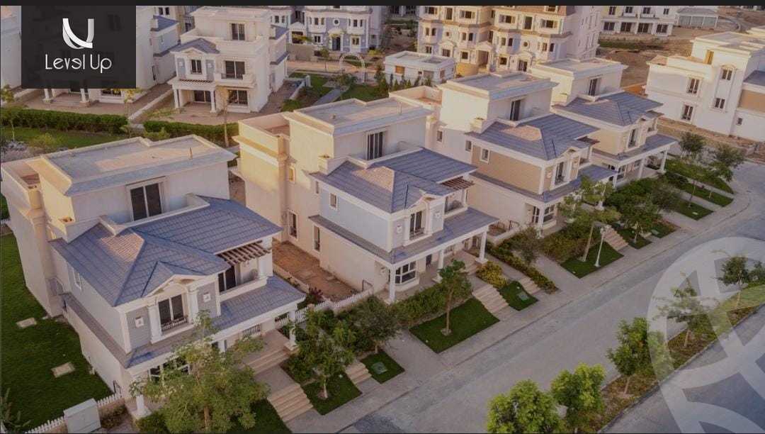 https://aqarmap.com.eg/en/listing/6089400-for-sale-cairo-new-cairo-compounds-mountain-view-hyde-park