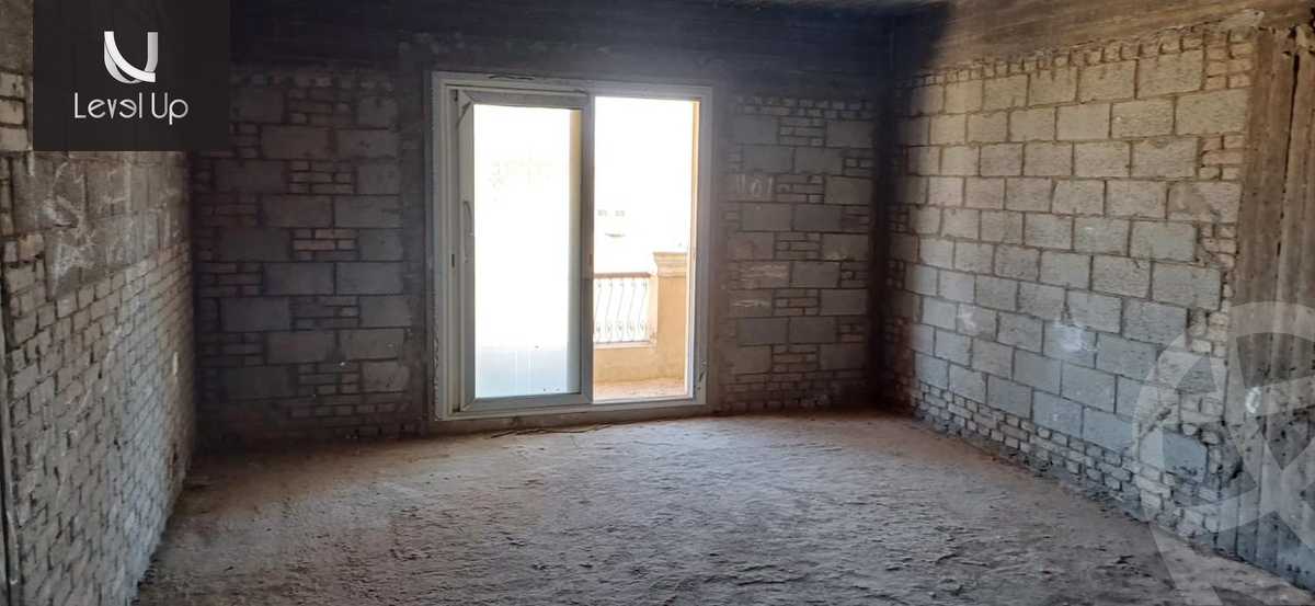https://aqarmap.com.eg/en/listing/6089323-for-sale-cairo-new-cairo-compounds-mountain-view-hyde-park