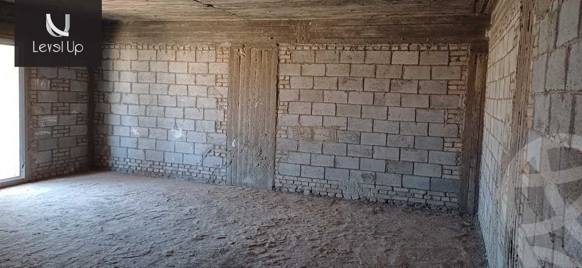https://aqarmap.com.eg/en/listing/6089323-for-sale-cairo-new-cairo-compounds-mountain-view-hyde-park