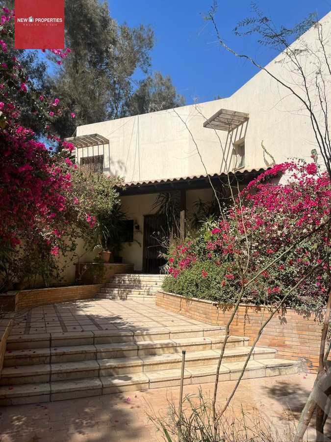 https://aqarmap.com.eg/ar/listing/4983168-for-sale-cairo-el-sheikh-zayed-city-alex-cairo-desert-road