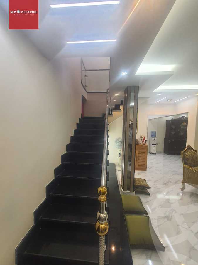 https://aqarmap.com.eg/en/listing/5295870-for-sale-cairo-el-sheikh-zayed-city-compounds-zayed-dunes