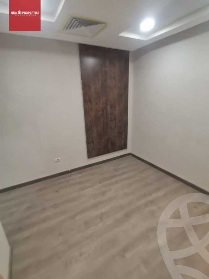 https://aqarmap.com.eg/ar/listing/5333772-for-rent-cairo-el-sheikh-zayed-city-compounds-tryfywm-zyd-nm-llttwyr
