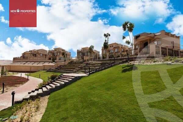 https://aqarmap.com.eg/en/listing/5340612-for-sale-cairo-el-sheikh-zayed-city-compounds-royal-city
