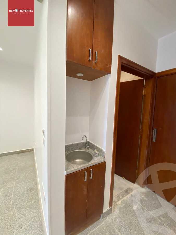 https://aqarmap.com.eg/ar/listing/5341902-for-rent-cairo-el-sheikh-zayed-city-compounds-rytzy-blz-mwl-tybh-llstthmr-l-qry