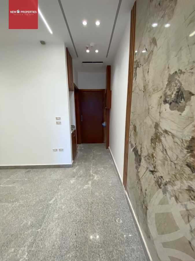 https://aqarmap.com.eg/ar/listing/5341902-for-rent-cairo-el-sheikh-zayed-city-compounds-rytzy-blz-mwl-tybh-llstthmr-l-qry