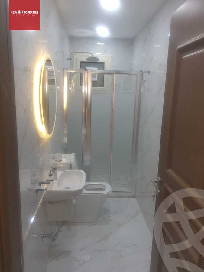 https://aqarmap.com.eg/en/listing/5676410-for-sale-cairo-el-sheikh-zayed-city-compounds-el-khamayel