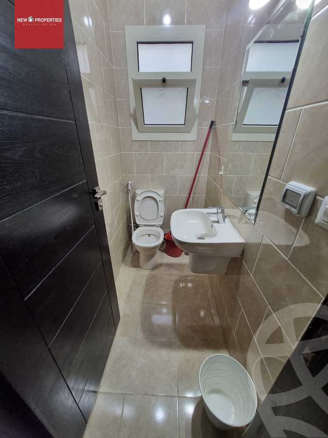 https://aqarmap.com.eg/en/listing/5676656-for-rent-cairo-el-sheikh-zayed-city-compounds-dh-drys