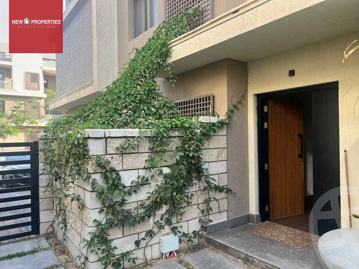 https://aqarmap.com.eg/en/listing/6138489-for-sale-cairo-6th-of-october-compounds-pyramids-heights