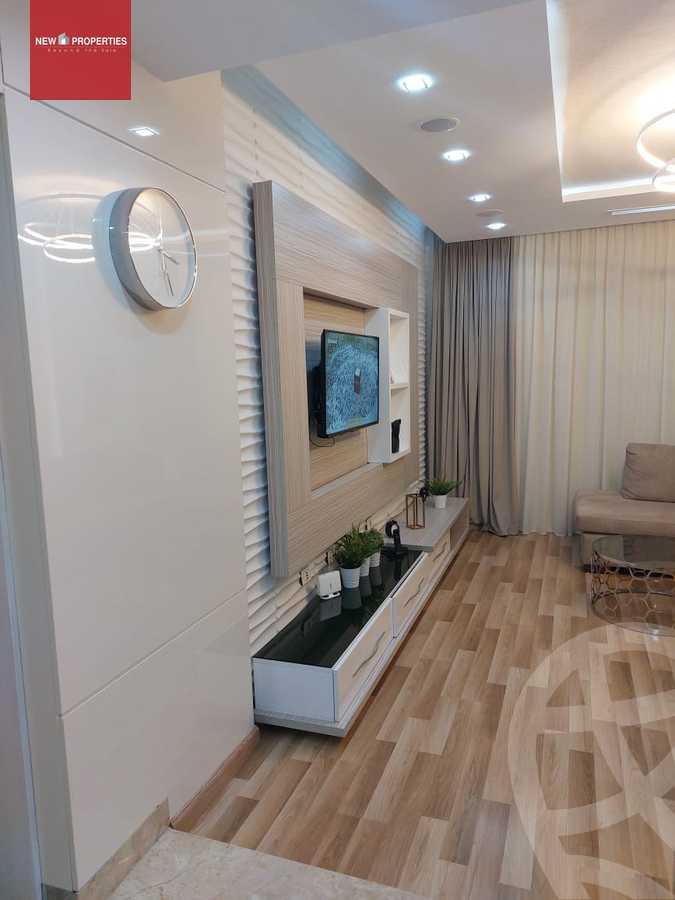 https://aqarmap.com.eg/en/listing/6255977-for-sale-cairo-el-sheikh-zayed-city-compounds-zayed-dunes