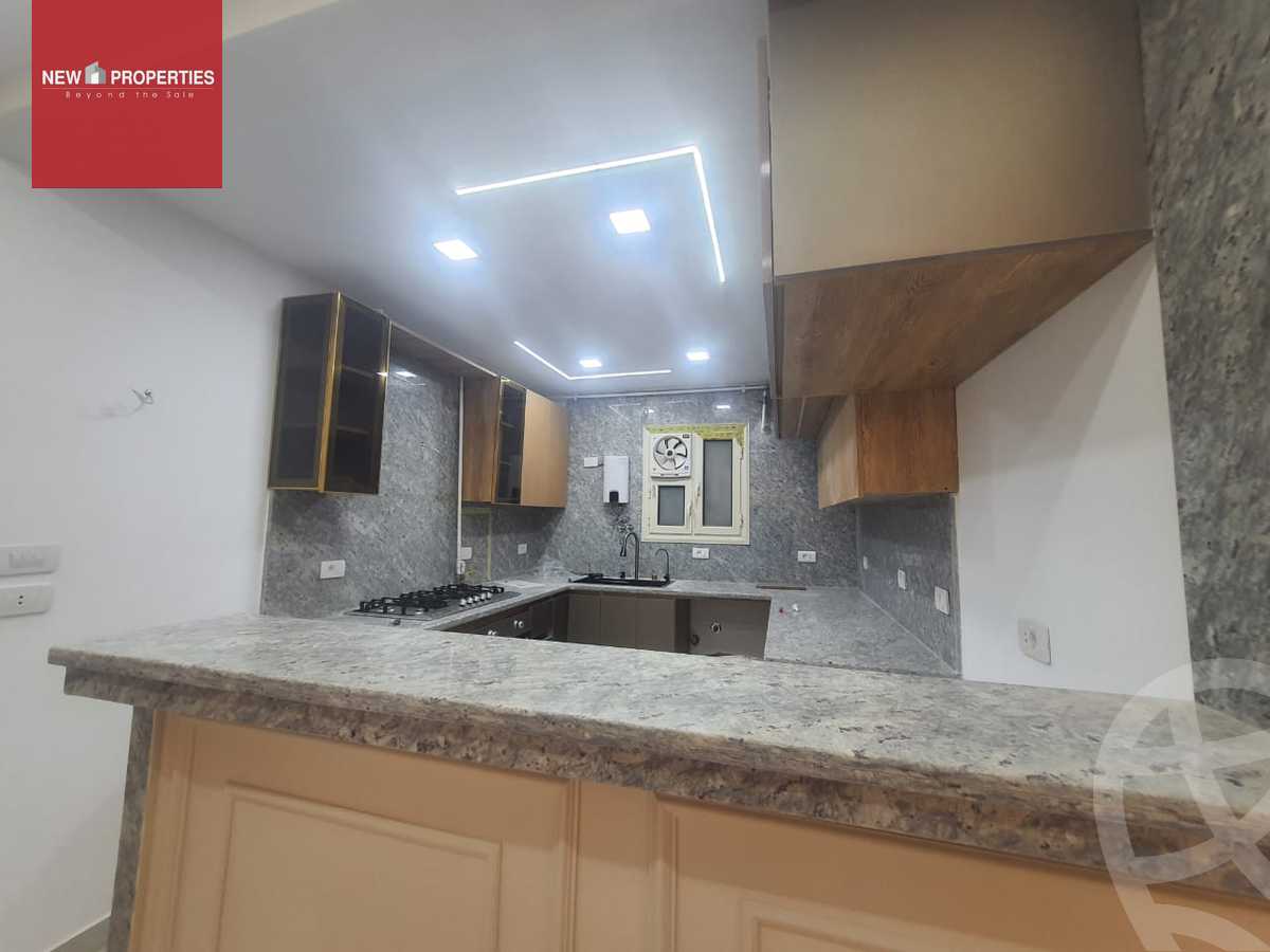 https://aqarmap.com.eg/ar/listing/6269281-for-sale-cairo-el-sheikh-zayed-city-compounds-el-khamayel