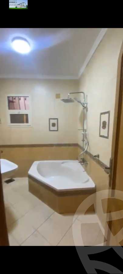 https://aqarmap.com.eg/en/listing/6019395-for-sale-cairo-manial-lmnyl-lgrby