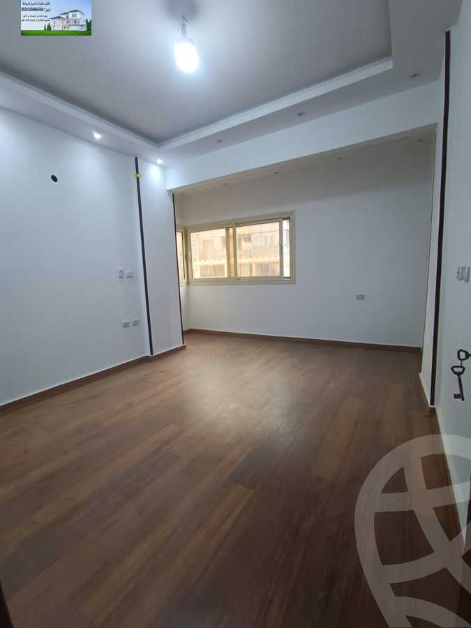 https://aqarmap.com.eg/en/listing/6094822-for-sale-cairo-manial-manial-st