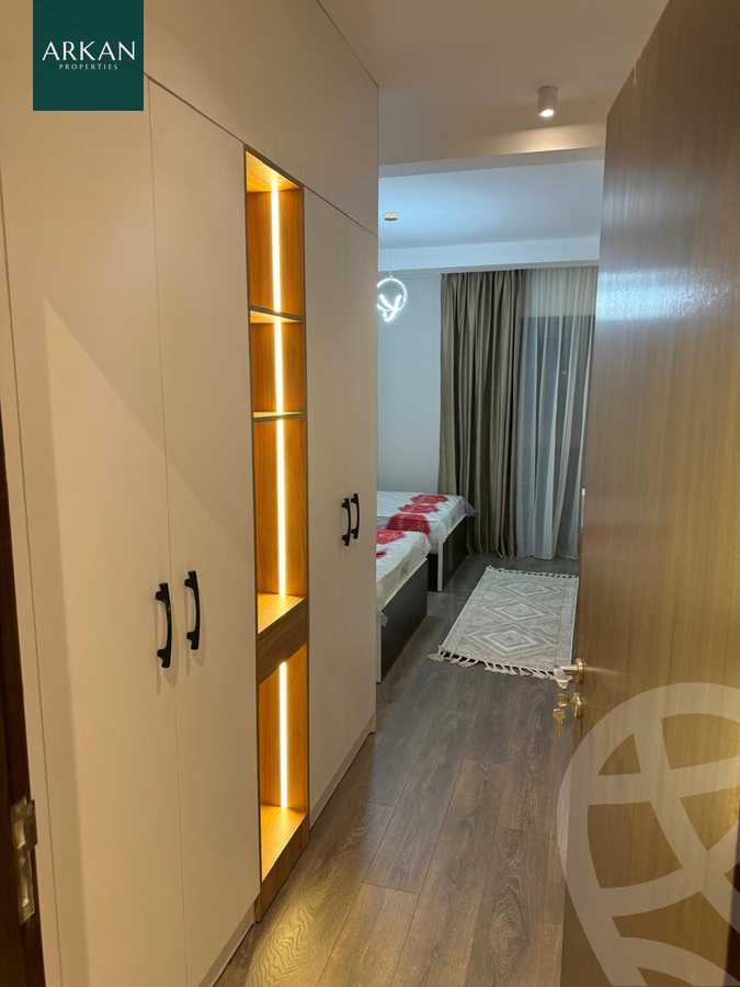 https://aqarmap.com.eg/ar/listing/5274032-for-rent-cairo-el-sheikh-zayed-city-compounds-zyd-wr-llttwyr-park-towers-zed-el-sheikh-zayed-compound
