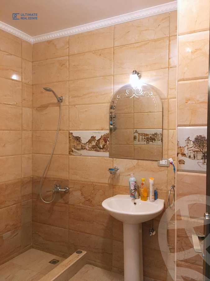 https://aqarmap.com.eg/ar/listing/2817095-for-rent-cairo-new-cairo-compounds-mountain-view-hyde-park