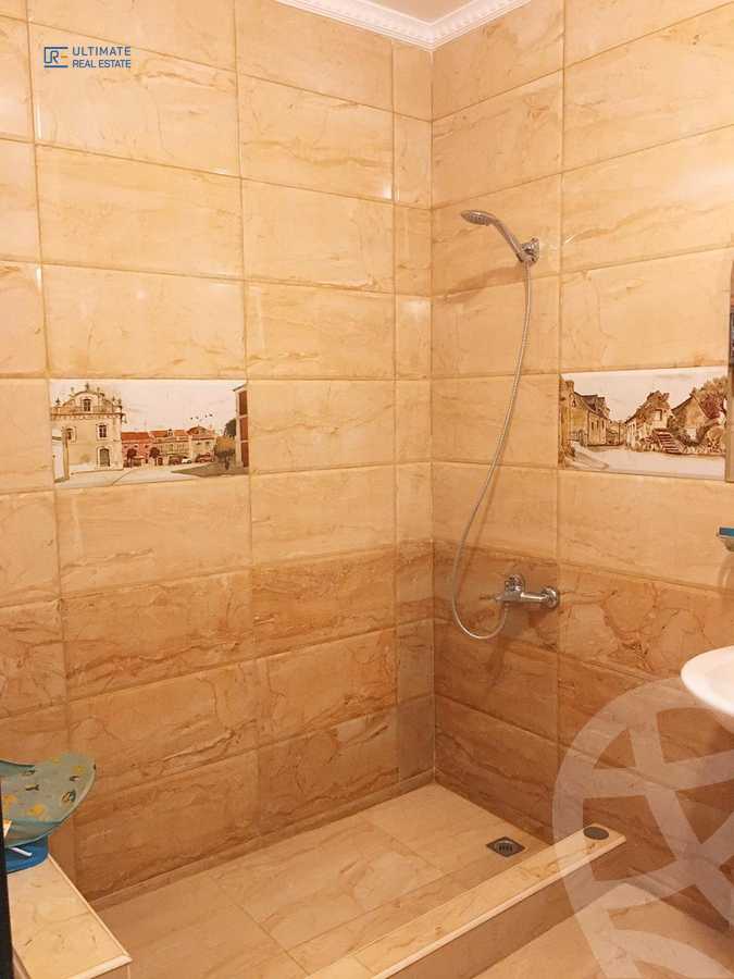 https://aqarmap.com.eg/ar/listing/2817095-for-rent-cairo-new-cairo-compounds-mountain-view-hyde-park