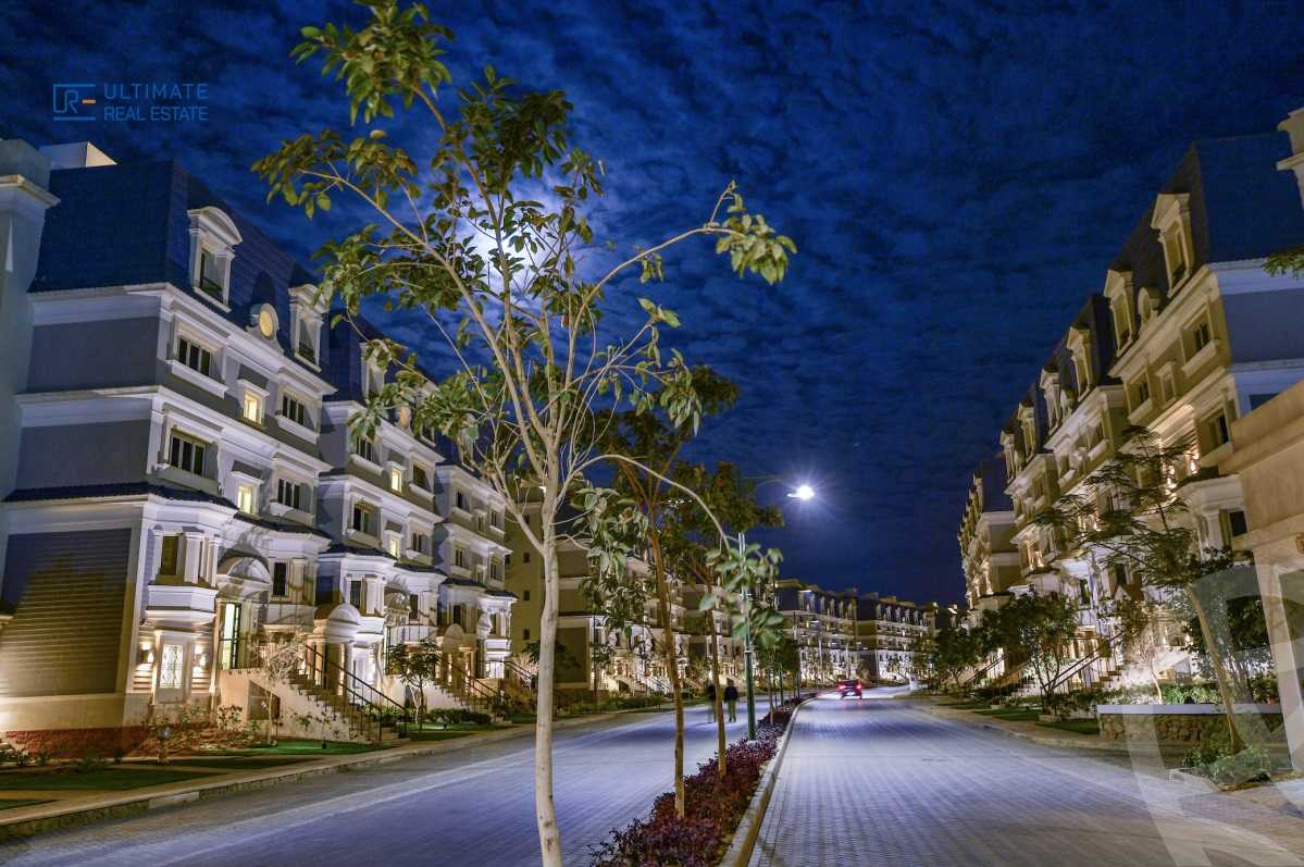 https://aqarmap.com.eg/en/listing/4196164-for-sale-cairo-new-cairo-compounds-mountain-view-hyde-park