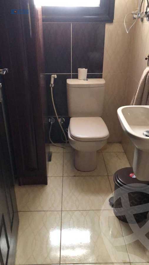https://aqarmap.com.eg/ar/listing/3039055-for-sale-cairo-new-cairo-ganob-el-akadamiya-(south-academy-(b