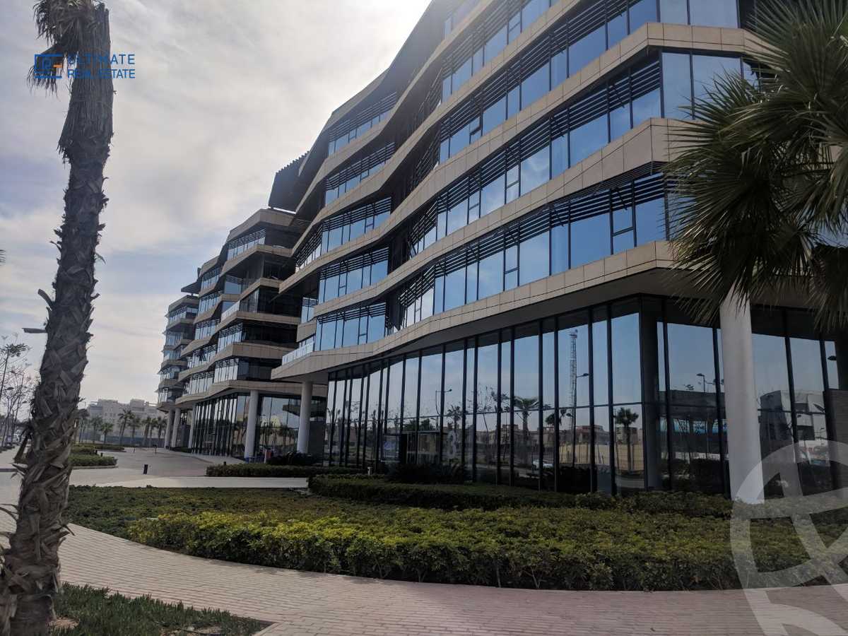 https://aqarmap.com.eg/ar/listing/3793235-for-rent-cairo-el-sheikh-zayed-city-compounds-in-sheikh-zayed-the-polygon