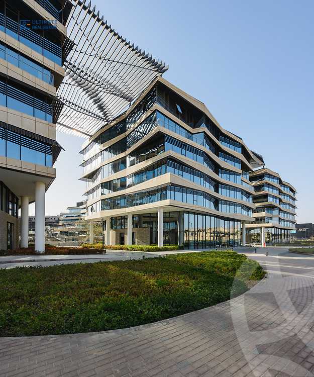 https://aqarmap.com.eg/ar/listing/3793235-for-rent-cairo-el-sheikh-zayed-city-compounds-in-sheikh-zayed-the-polygon