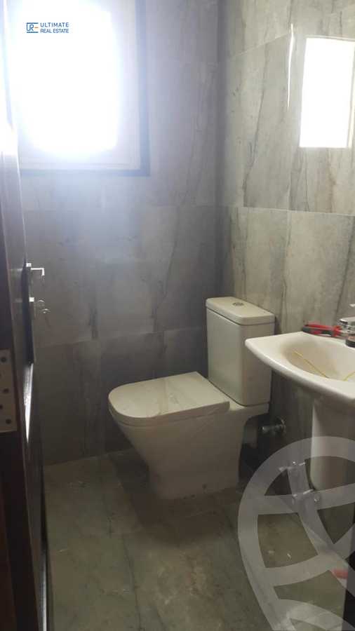 https://aqarmap.com.eg/ar/listing/3671448-for-rent-cairo-new-cairo-compounds-hyde-park