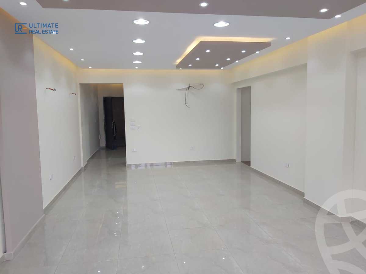 https://aqarmap.com.eg/ar/listing/3703492-for-sale-cairo-new-cairo-compounds-galleria-moon-valley