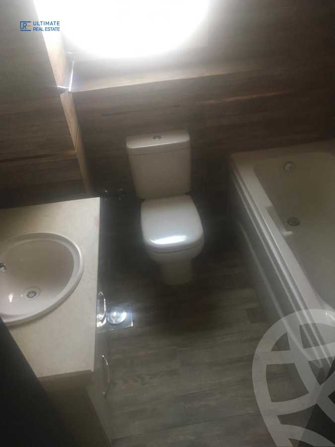 https://aqarmap.com.eg/ar/listing/3771605-for-rent-cairo-new-cairo-compounds-kmbwnd-dh-fyldj-blm-hylz