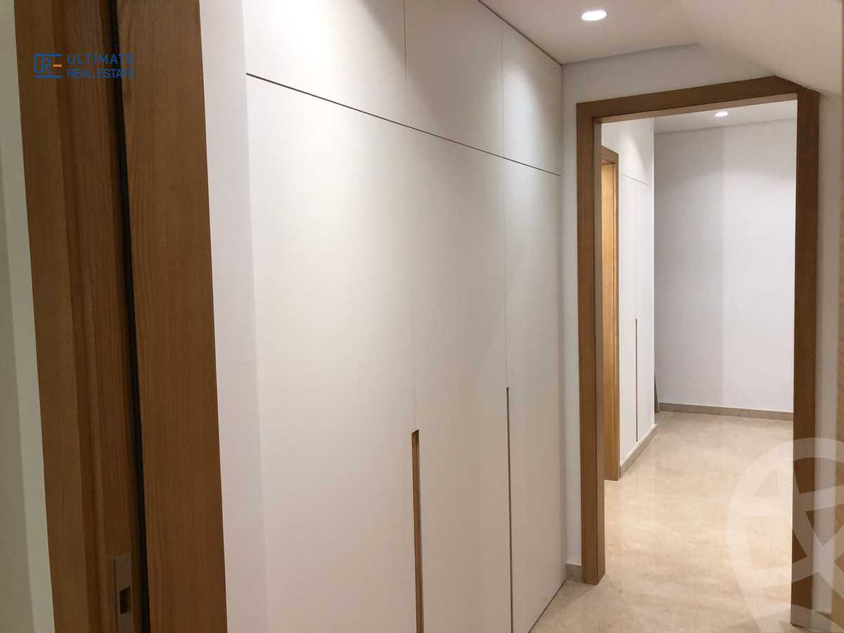 https://aqarmap.com.eg/ar/listing/3817379-for-rent-eastown-parks
