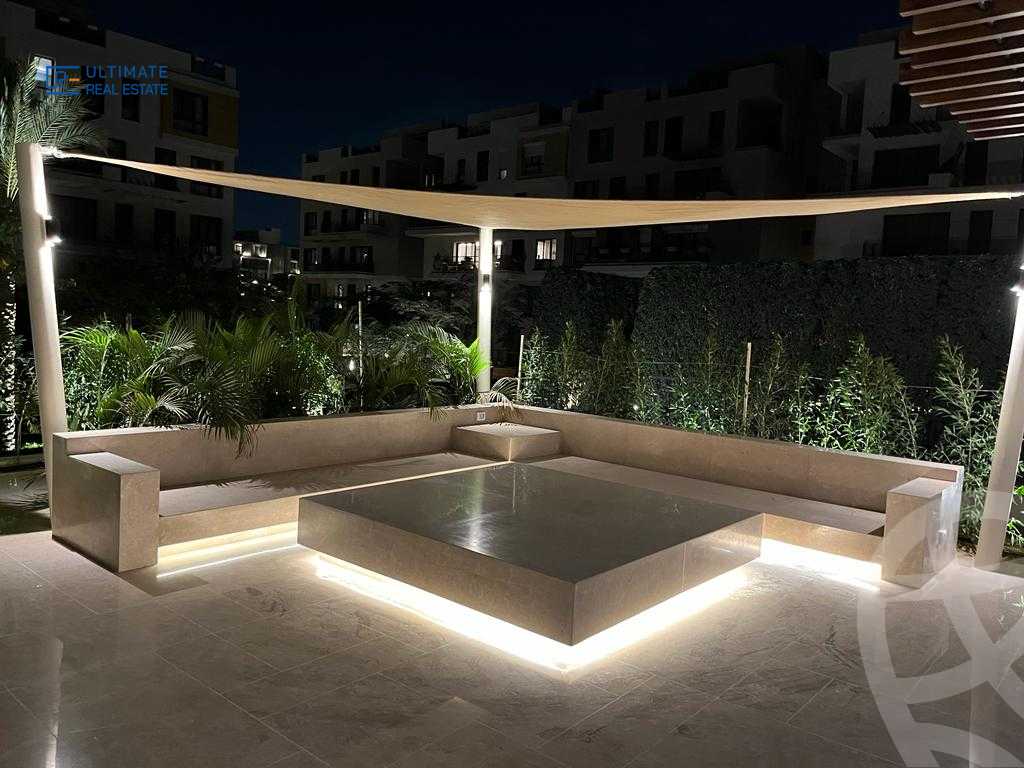 https://aqarmap.com.eg/ar/listing/3817379-for-rent-eastown-parks