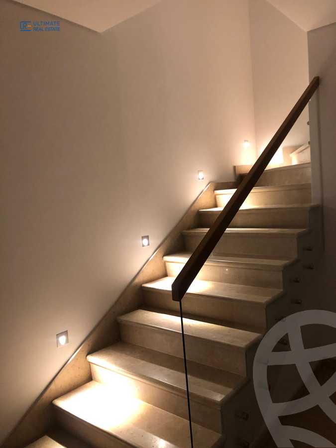 https://aqarmap.com.eg/ar/listing/3817379-for-rent-eastown-parks