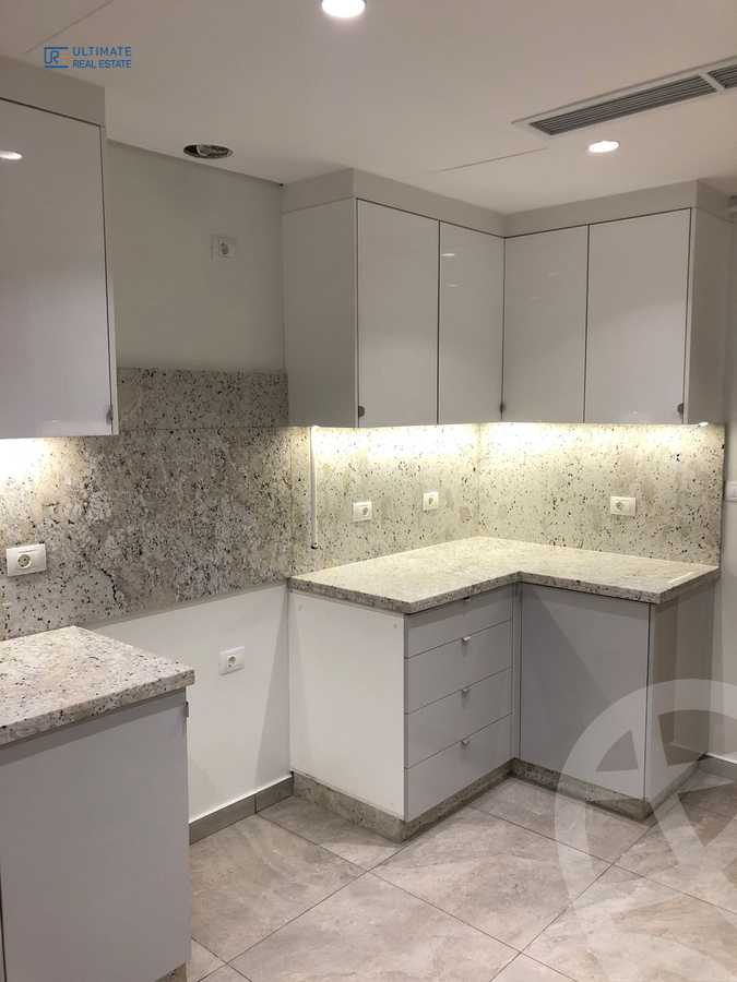 https://aqarmap.com.eg/ar/listing/3817379-for-rent-eastown-parks