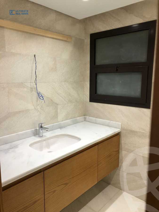 https://aqarmap.com.eg/ar/listing/3817379-for-rent-eastown-parks