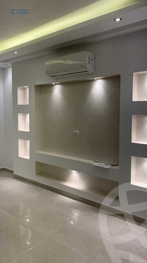 https://aqarmap.com.eg/ar/listing/3818809-for-rent-eastown-parks