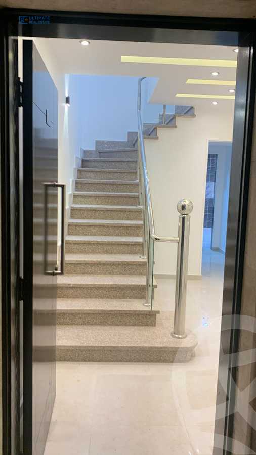 https://aqarmap.com.eg/ar/listing/3818809-for-rent-eastown-parks
