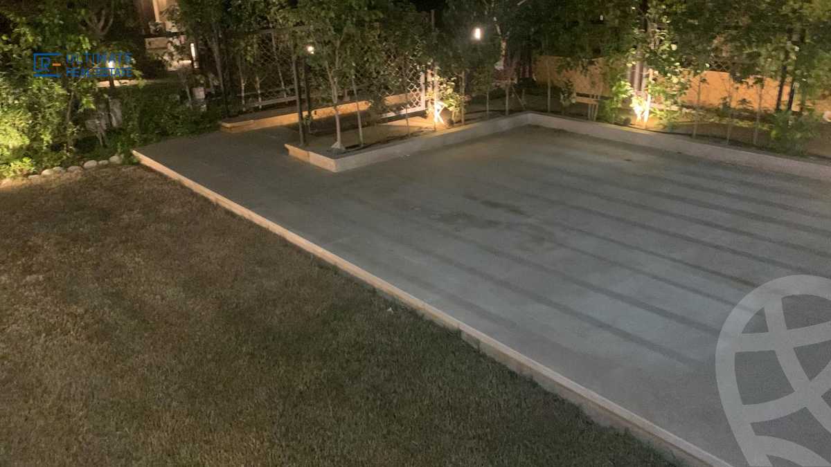 https://aqarmap.com.eg/ar/listing/3818809-for-rent-eastown-parks