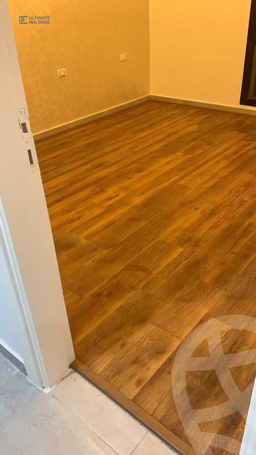 https://aqarmap.com.eg/ar/listing/3818809-for-rent-eastown-parks