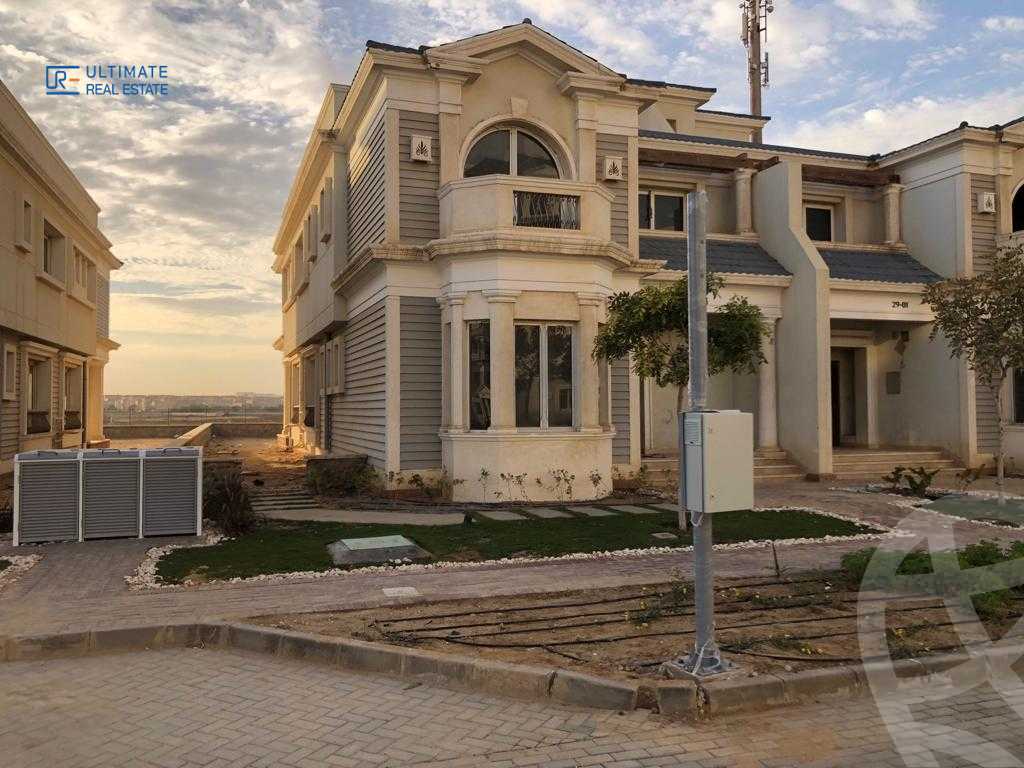 https://aqarmap.com.eg/ar/listing/3871285-for-sale-cairo-new-cairo-compounds-mountain-view-hyde-park