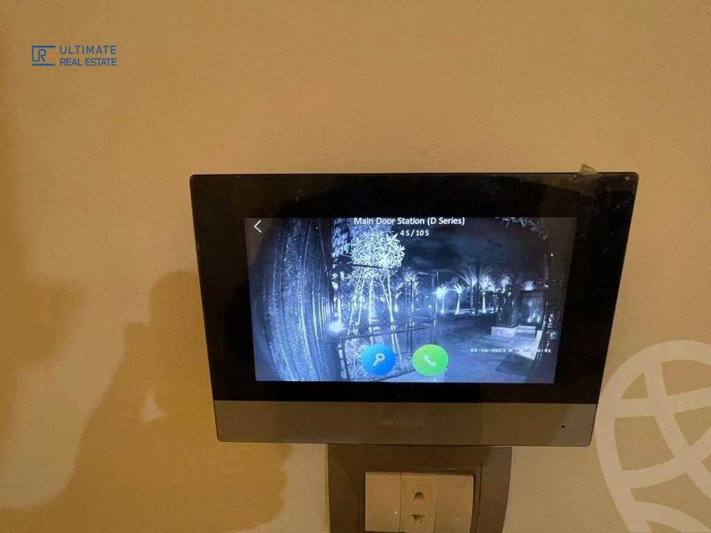 https://aqarmap.com.eg/ar/listing/4041592-for-rent-eastown-parks