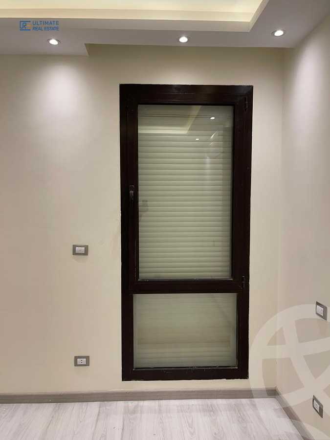 https://aqarmap.com.eg/ar/listing/4041592-for-rent-eastown-parks