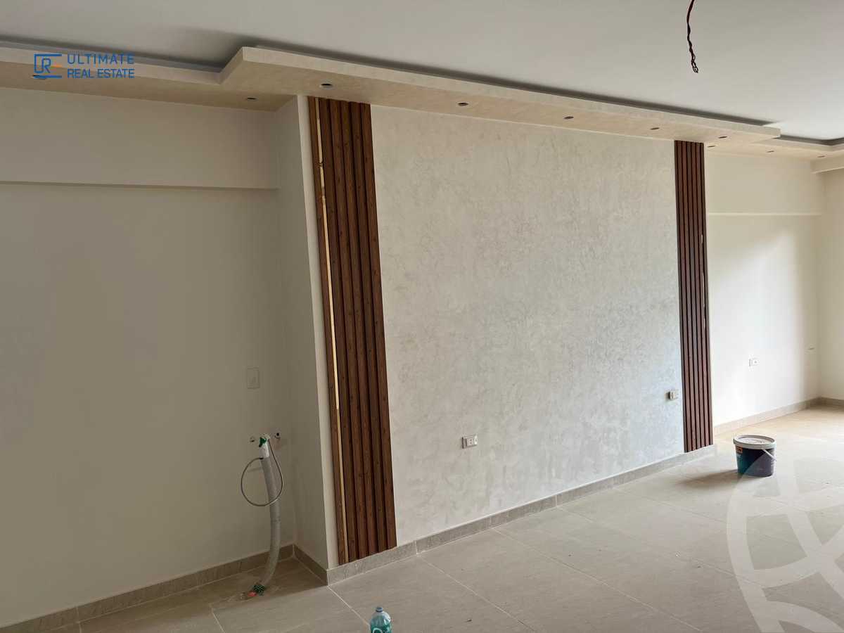 https://aqarmap.com.eg/ar/listing/4047292-for-rent-cairo-new-cairo-compounds-moon-valley