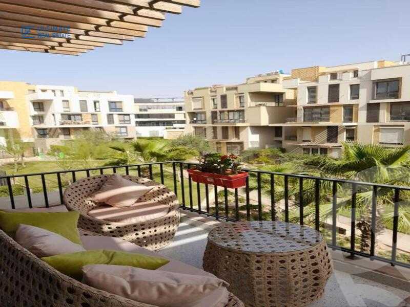 https://aqarmap.com.eg/en/listing/4136900-for-sale-cairo-el-sheikh-zayed-city-compounds-kmbwnd-wyst-twn-swdyk
