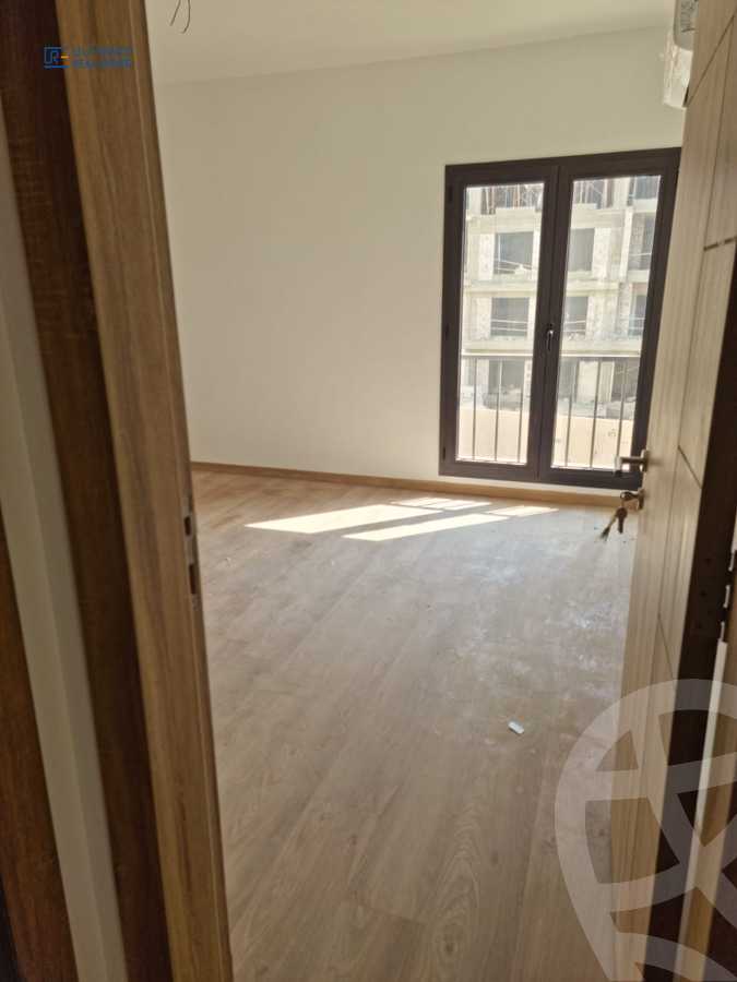 https://aqarmap.com.eg/ar/listing/4163538-for-rent-cairo-new-cairo-compounds-the-square